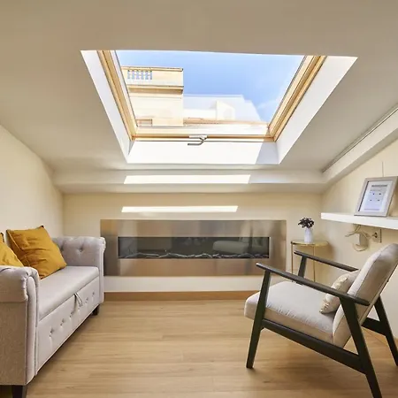 Historico Universidad Iii شقة